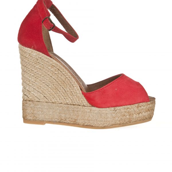 If you like lower wedge we also have GAIMO Susan Wedges available.
